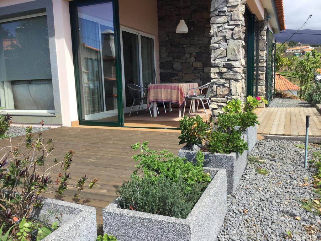 Banda Do Sol Self Catering Cottages Estreito Da Calheta Exterior photo